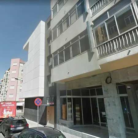 Rocha - Sunny & Cousy 2 Bedrooms In Campo De Ourique Apartment