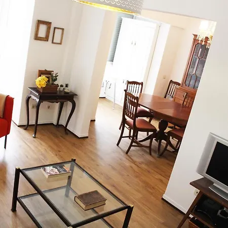 Apartment Rocha - Sunny & Cousy 2 Bedrooms In Campo De Ourique Lisbon
