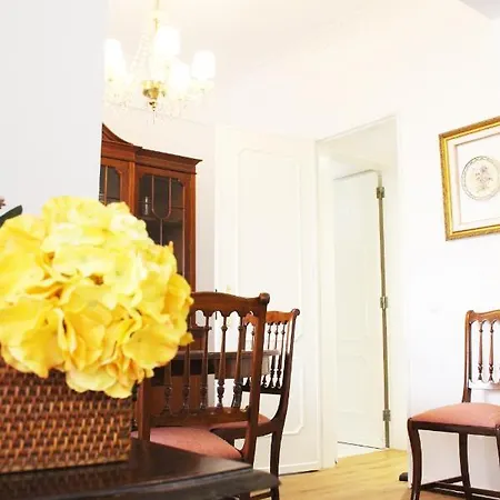 Rocha - Sunny & Cousy 2 Bedrooms In Campo De Ourique Apartment Lisbon